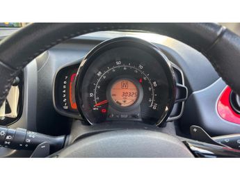 Toyota Aygo 1.0 VVT-i X-Play 5dr x-shift Petrol Hatchback