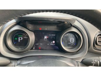Toyota Yaris 1.5 Hybrid Design 5dr CVT Hybrid Hatchback