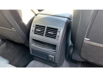 Jaguar F-Pace 2.0 D200 R-Dynamic HSE Black 5dr Auto AWD Diesel Estate