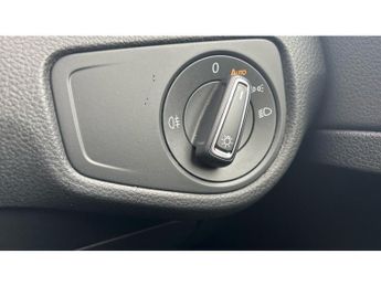 Volkswagen Golf 99kW e-Golf 35kWh 5dr Auto Electric Hatchback