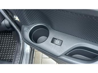 Toyota C-HR 1.8 Hybrid Dynamic 5dr CVT Hybrid Hatchback