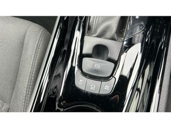 Toyota C-HR 1.8 Hybrid Design 5dr CVT Hybrid Hatchback