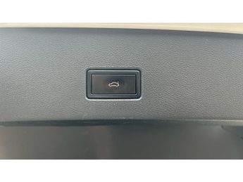 Volkswagen T-Roc 2.0 TSI 4MOTION SEL 5dr DSG Petrol Hatchback