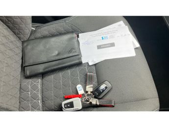 Toyota C-HR 1.8 Hybrid Design 5dr CVT Hybrid Hatchback