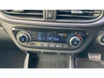 Hyundai i10 1.0 [63] Premium 5dr Auto [Nav] Petrol Hatchback