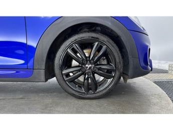 MINI Hatchback 2.0 Cooper S Sport II 3dr Auto Petrol Hatchback