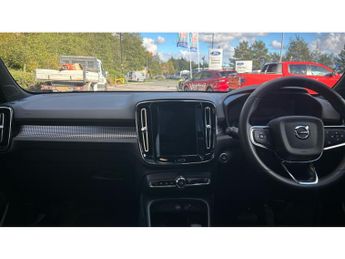 Volvo XC40 2.0 B3P Ultimate Dark 5dr Auto Petrol Estate