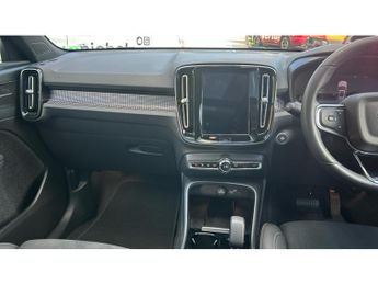 Volvo XC40 2.0 B3P Ultimate Dark 5dr Auto Petrol Estate