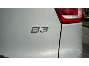 Volvo XC40 2.0 B3P Ultimate Dark 5dr Auto Petrol Estate