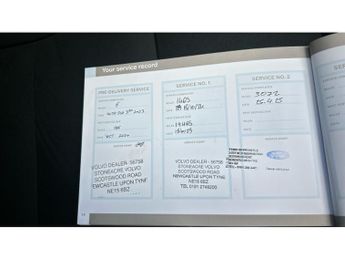 Volvo XC40 2.0 B3P Ultimate Dark 5dr Auto Petrol Estate