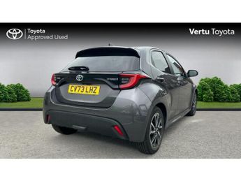 Toyota Yaris 1.5 Hybrid Design 5dr CVT Hybrid Hatchback