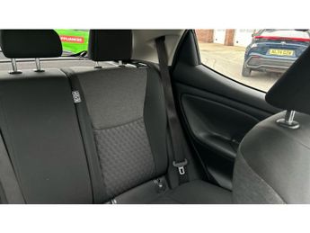 Toyota Yaris 1.5 Hybrid Design 5dr CVT Hybrid Hatchback