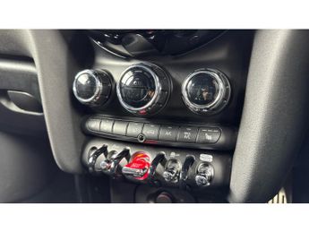 MINI Hatchback 1.5 Cooper Sport 5dr Auto Petrol Hatchback