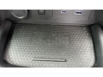 Nissan Juke 1.0 DiG-T N-Connecta 5dr DCT Petrol Hatchback