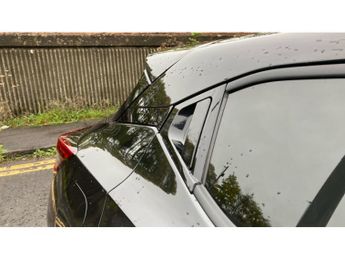 Nissan Juke 1.0 DiG-T N-Connecta 5dr DCT Petrol Hatchback