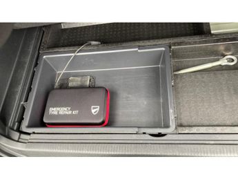 Peugeot 3008 1.6 Hybrid 180 Allure 5dr e-EAT8 Estate