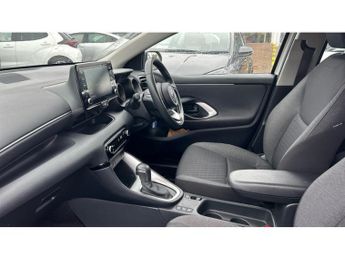 Toyota Yaris 1.5 Hybrid Design 5dr CVT Hybrid Hatchback