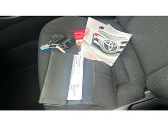 Toyota C-HR 1.8 Hybrid Design 5dr CVT Hybrid Hatchback