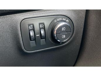 Vauxhall Corsa 1.4 SE Nav 5dr Auto Petrol Hatchback