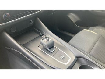 Nissan Qashqai 1.3 DiG-T MH 158 N-Connecta 5dr Xtronic Petrol Hatchback
