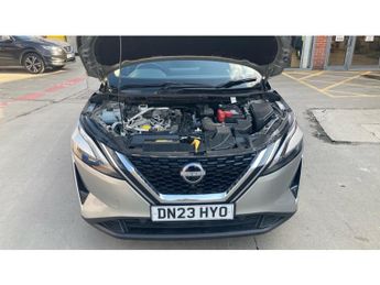 Nissan Qashqai 1.3 DiG-T MH 158 N-Connecta 5dr Xtronic Petrol Hatchback