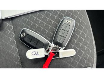 Nissan Juke 1.6 Hybrid N-Connecta 5dr Auto Hybrid Hatchback