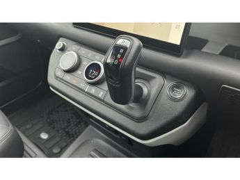 Land Rover Defender 110 Diesel 3.0 D250 Hard Top HSE Auto [3 Seat]
