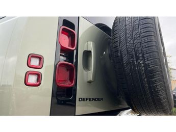 Land Rover Defender 110 Diesel 3.0 D250 Hard Top HSE Auto [3 Seat]