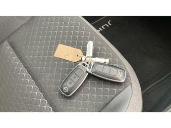 Nissan Juke 1.6 Hybrid N-Connecta 5dr Auto Hybrid Hatchback