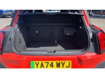 MINI Aceman 135kW E Classic 43kWh 5dr Auto Electric Hatchback