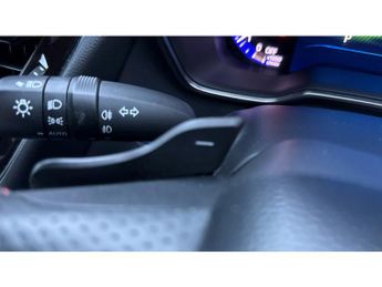 Toyota Corolla 2.0 VVT-i Hybrid GR Sport 5dr CVT Hybrid Estate