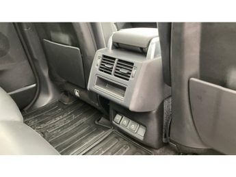 Land Rover Discovery 3.0 D300 R-Dynamic SE 5dr Auto Diesel Station Wagon