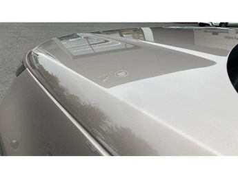 Land Rover Discovery 3.0 D300 R-Dynamic SE 5dr Auto Diesel Station Wagon