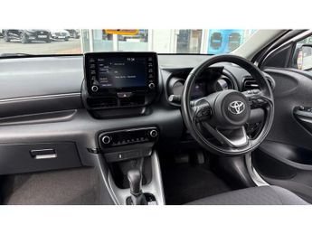 Toyota Yaris 1.5 Hybrid Design 5dr CVT Hybrid Hatchback