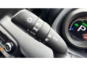 Toyota Yaris 1.5 Hybrid Design 5dr CVT Hybrid Hatchback