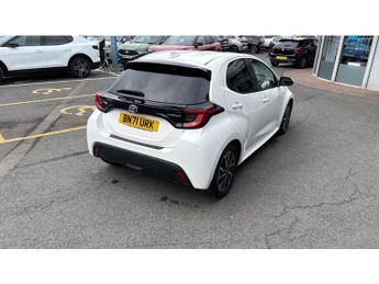 Toyota Yaris 1.5 Hybrid Design 5dr CVT Hybrid Hatchback