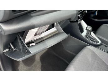 Toyota Yaris 1.5 Hybrid Design 5dr CVT Hybrid Hatchback
