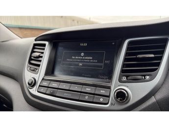Hyundai TUCSON 1.7 CRDi Blue Drive SE Nav 5dr 2WD DCT Diesel Estate