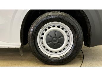 Volkswagen Transporter T32 Swb Electric 100kW 65kWh Commerce Plus Van Auto