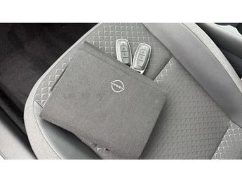 Nissan Juke 1.0 DiG-T N-Connecta 5dr DCT Petrol Hatchback