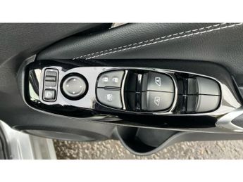 Nissan Juke 1.6 Hybrid Tekna 5dr Auto Hybrid Hatchback