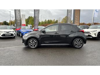 Toyota Yaris 1.5 Hybrid Design 5dr CVT Hybrid Hatchback