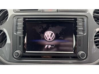Volkswagen Tiguan 2.0 TDi BlueMotion Tech R-Line 5dr 150 DSG [NAV] Diesel Estate