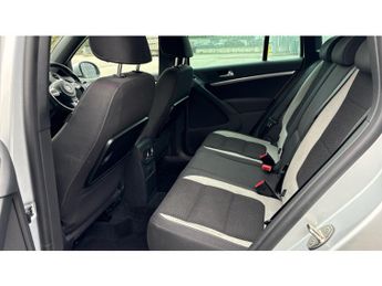 Volkswagen Tiguan 2.0 TDi BlueMotion Tech R-Line 5dr 150 DSG [NAV] Diesel Estate