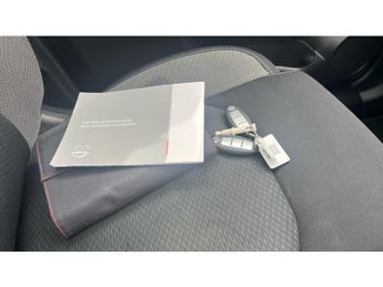 Nissan Qashqai 1.3 DiG-T 160 N-Connecta 5dr DCT Petrol Hatchback