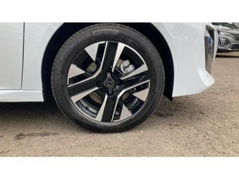 Peugeot 208 1.2 Hybrid 110 Allure 5dr e-DSC6 Petrol Hatchback