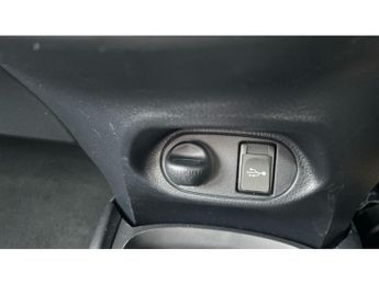 Toyota Yaris 1.5 VVT-i Icon 5dr CVT Petrol Hatchback