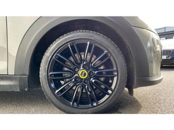 MINI Hatchback 135kW Cooper S Level 2 33kWh 3dr Auto Electric Hatchback