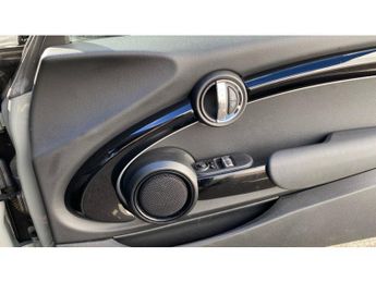 MINI Hatchback 135kW Cooper S Level 2 33kWh 3dr Auto Electric Hatchback