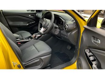 Nissan Juke 1.0 DiG-T Tekna 5dr DCT Petrol Hatchback